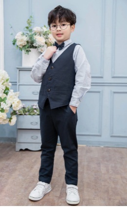 Quần áo công tử cho bé trai phong cách lịch lãm và sang trọng