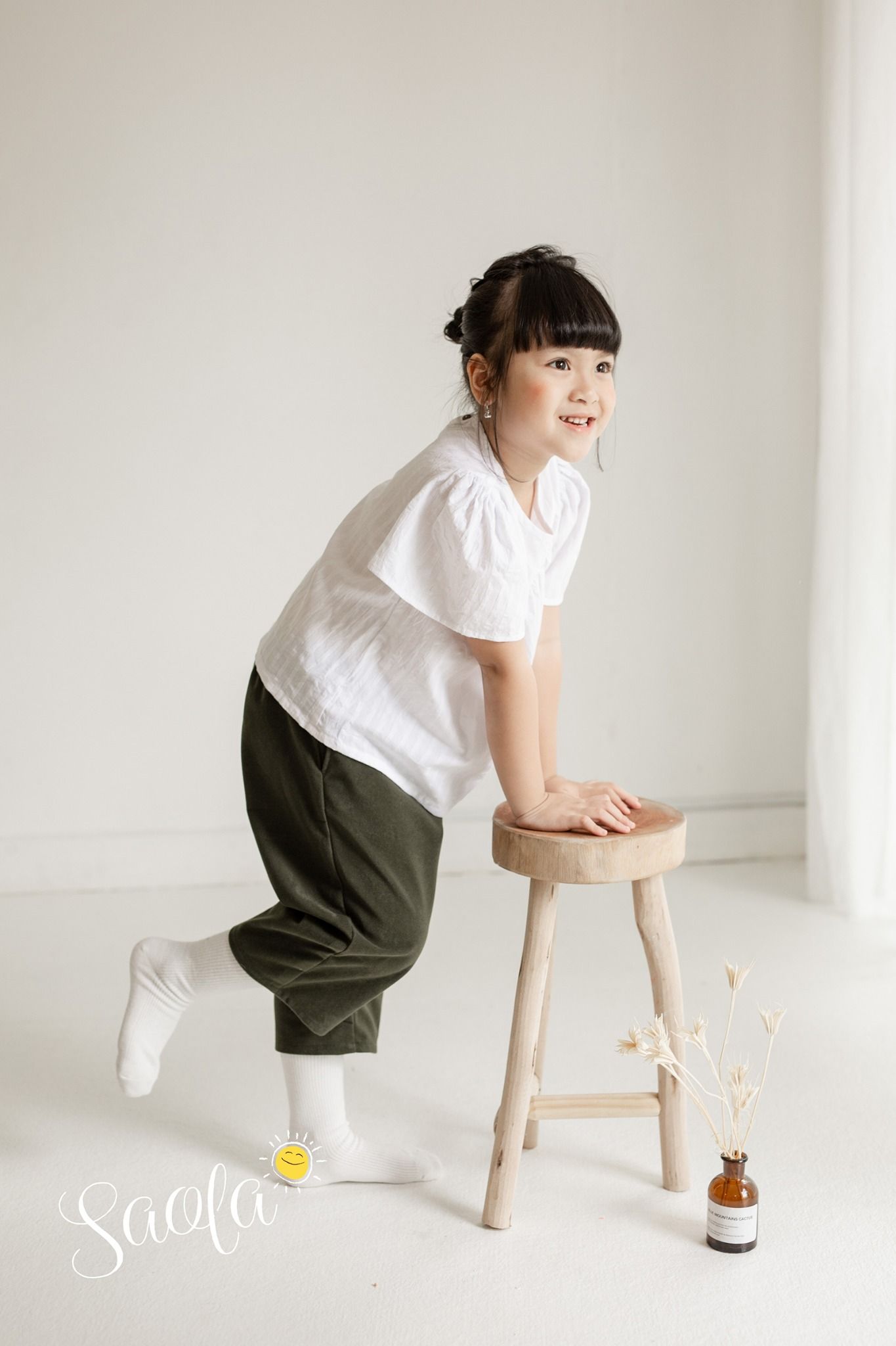 Quần Nhung Tăm Cho Bé Gái – Năng Động Và Thời Trang