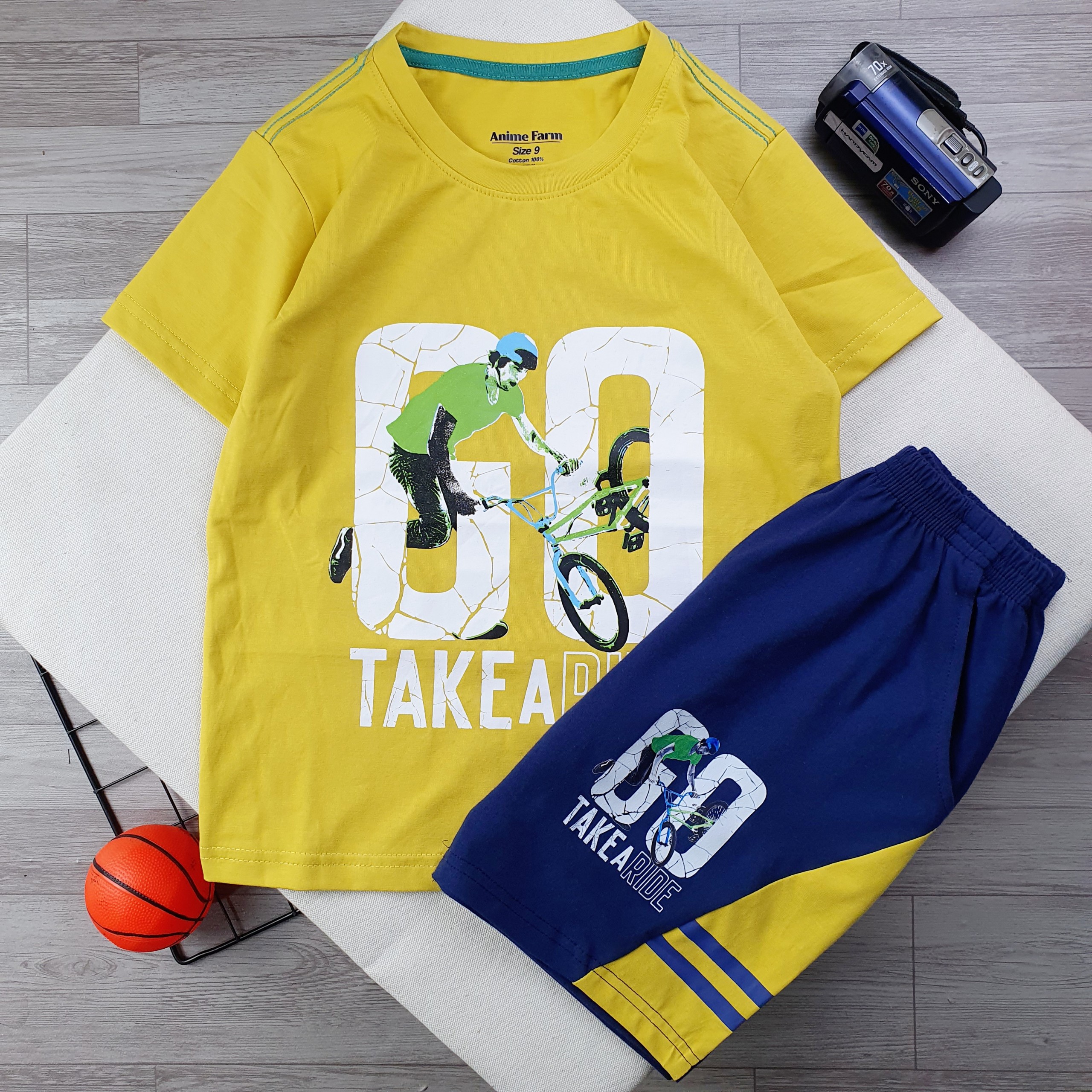 Sỉ Đồ Bộ Thể Thao Bé Trai – Lựa Chọn Hoàn Hảo Cho Sự Năng Động