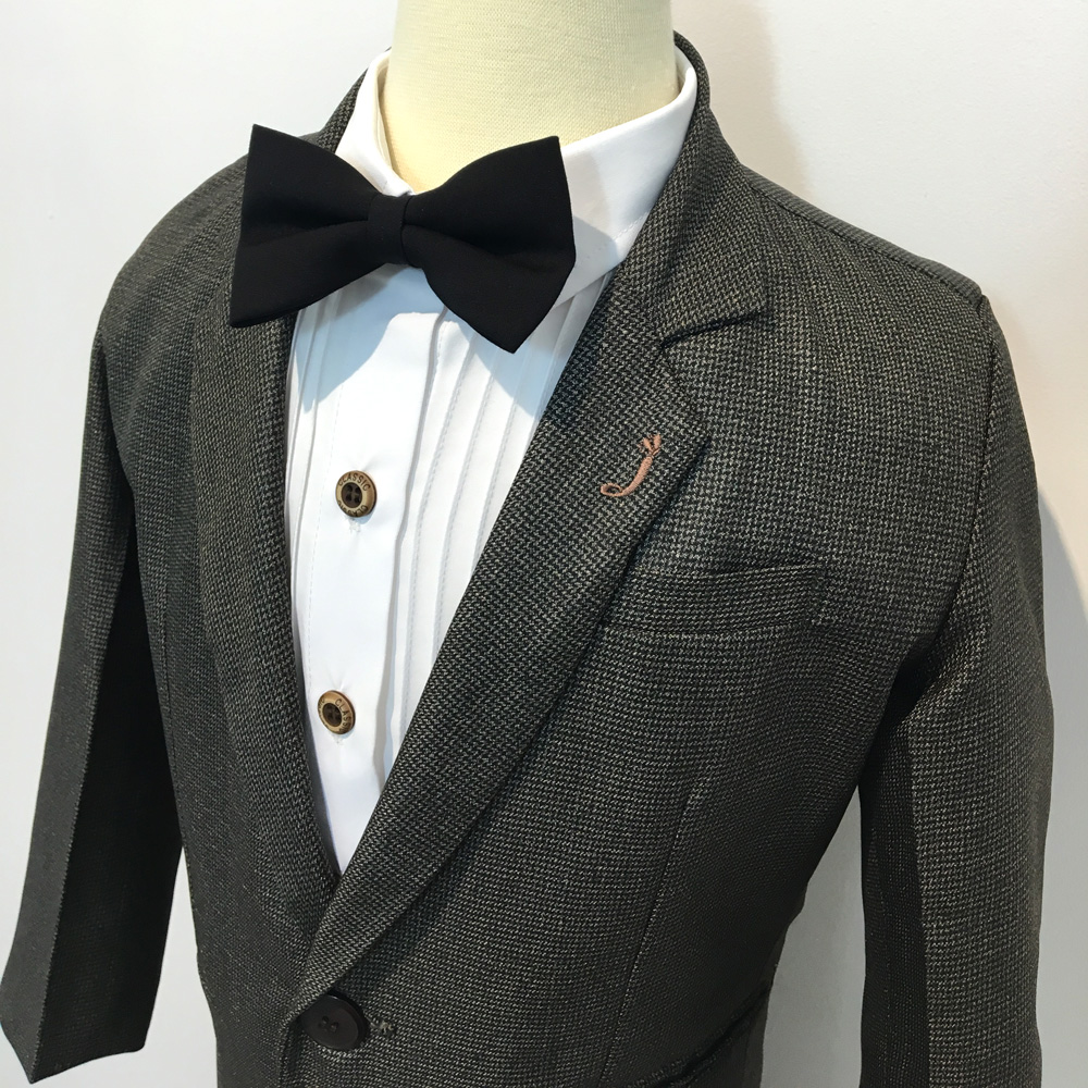 Sỉ Bộ Vest Bé Trai 12 Tuổi – Tạo Dáng Sang Trọng Cho Quý Ông Nhí