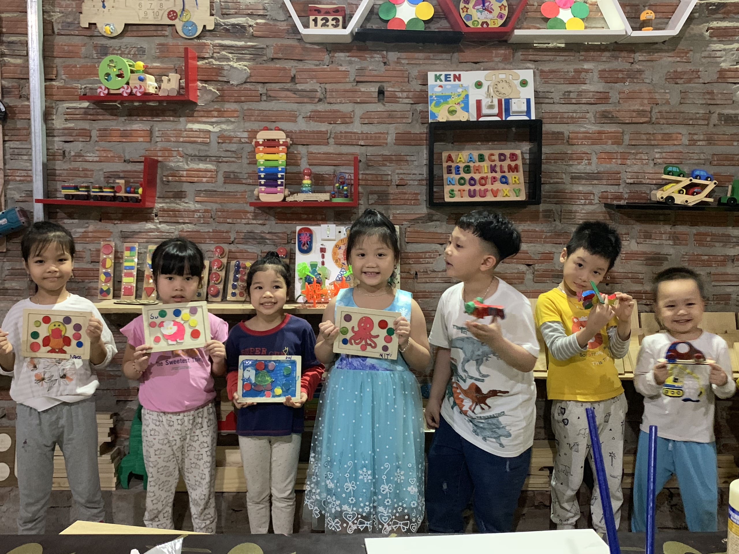 Khám Phá Shop Sỉ Quần Áo Trẻ Em Gần Đây: Xu Hướng Thời Trang Dành Cho Bé Yêu