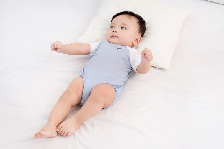 Sỉ Quần Áo Trẻ Em Sơ Sinh - Khám Phá Thị Trường Năng Động 